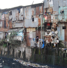 Ärmere Hälfte: Slum in Indien (Foto: Dieter Zirnig/Flickr.com)