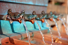 Muss Trinkwasser bald teuer aufbereitet werden? (Foto: CC0)